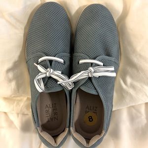 New Blue Izer Natural Oxfords